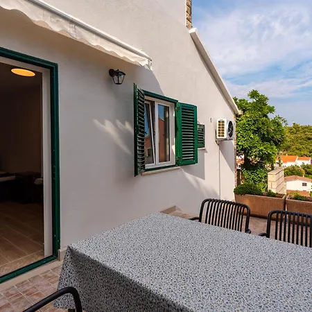 Alo Jozic Apartment Medvinjak