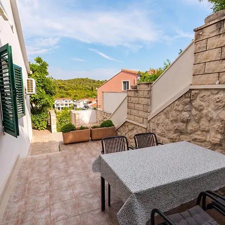 Alo Jozic Apartment Medvinjak