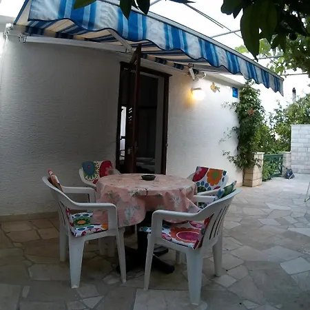 Apartment Alo Jozic