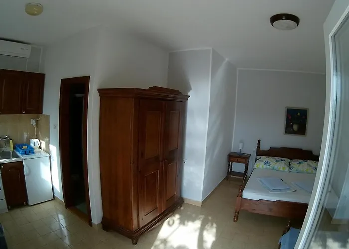 Alo Jozic Medvinjak